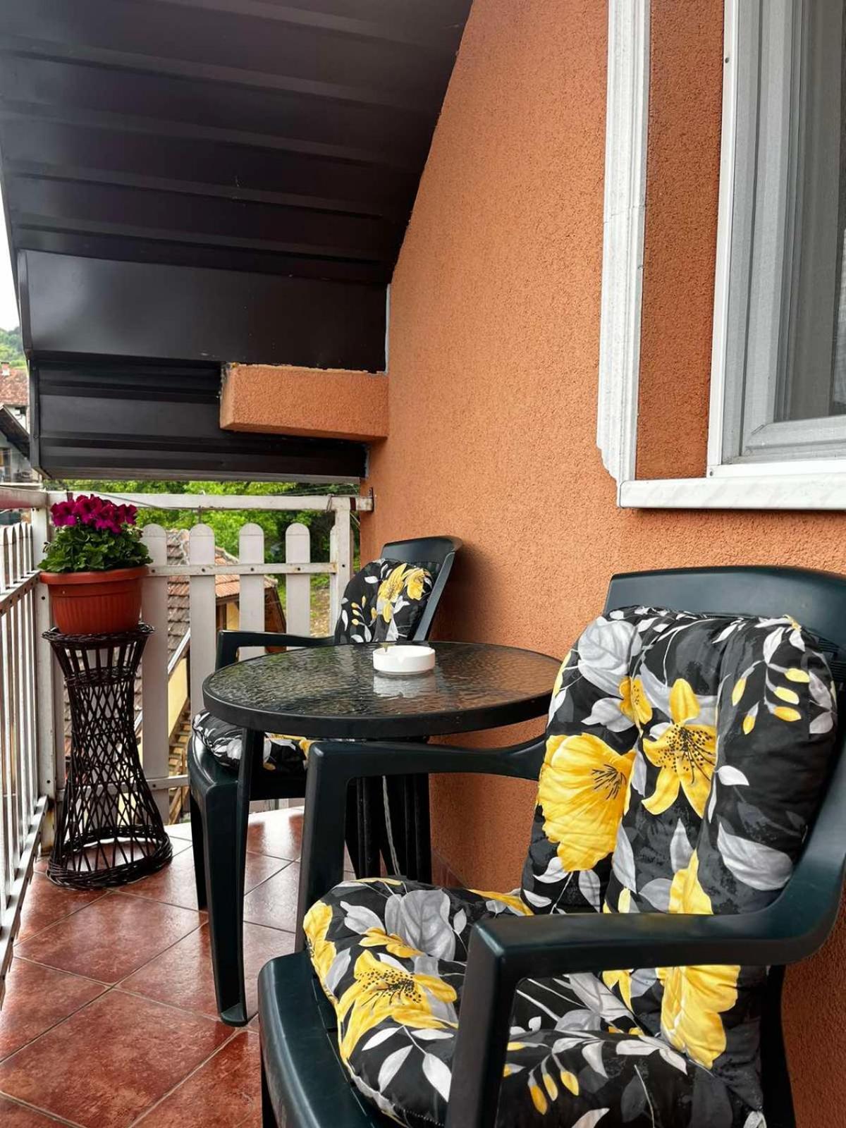 Apartmani Nikolic Višegrad Habitación foto